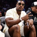 97055583 14585137 Viral TikTok sensation Ashton Hall was spotted courtside at the m 112 1744141518361