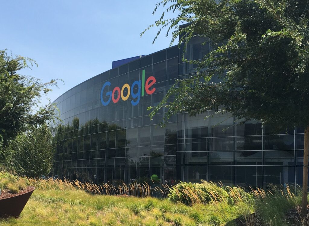 googleplex hq cropped7586666231225893085